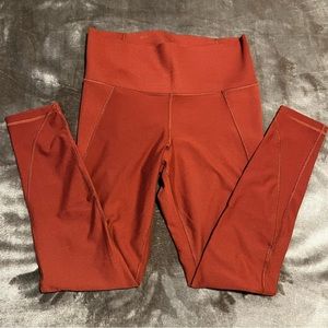 Old Navy Elevate 7/8 Leggings